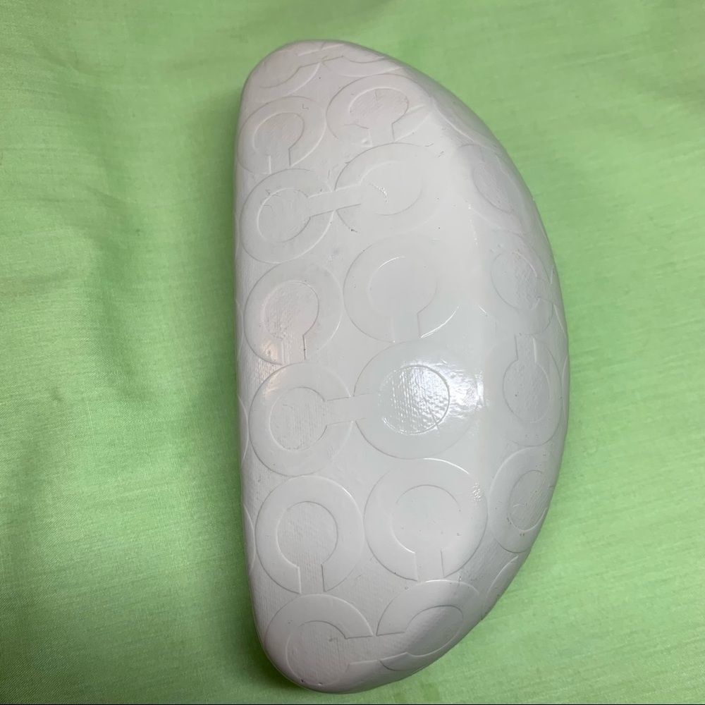 Coach White Vinyl Sunglasses Case - Picture 2 of 7